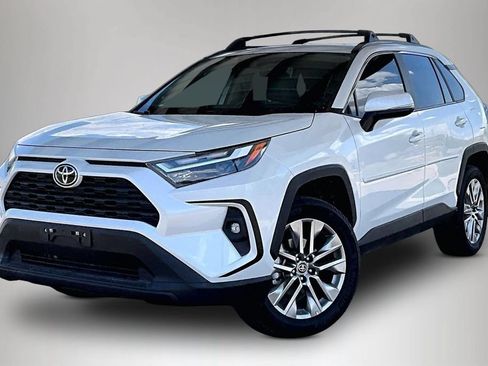 Used 2025 Toyota RAV4 XLE Premium FWD image 3