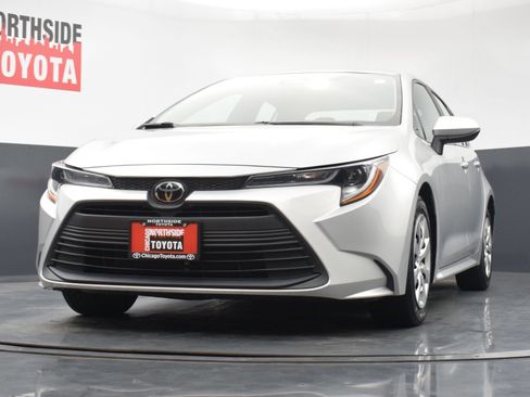 Used 2024 Toyota Corolla LE FWD image 29