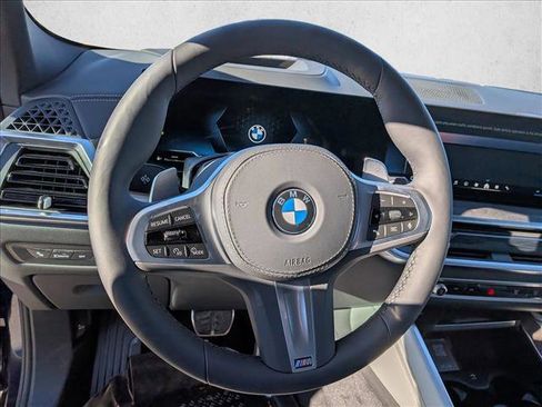 New 2026 BMW X6 xDrive40i image 11