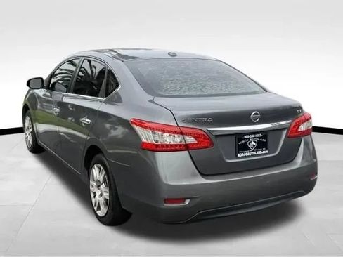 Used 2015 Nissan Sentra SV FWD image 4