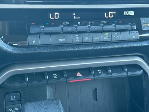 Used 2024 Toyota Tundra SR5 image 18