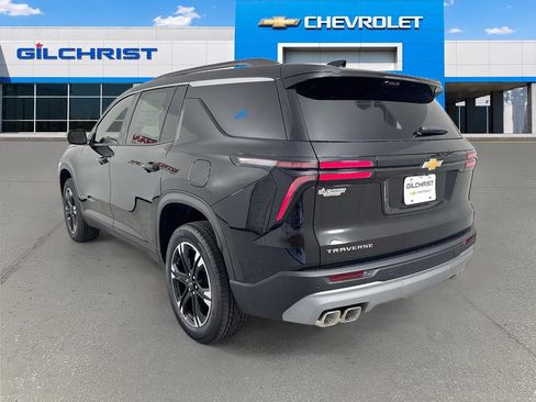 New 2027 Chevrolet Traverse LT w/ Sun and Wheel Package FWD image 5