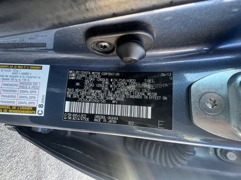 Used 2013 Toyota 4Runner Limited w/ Protection Pkg RWD image 34
