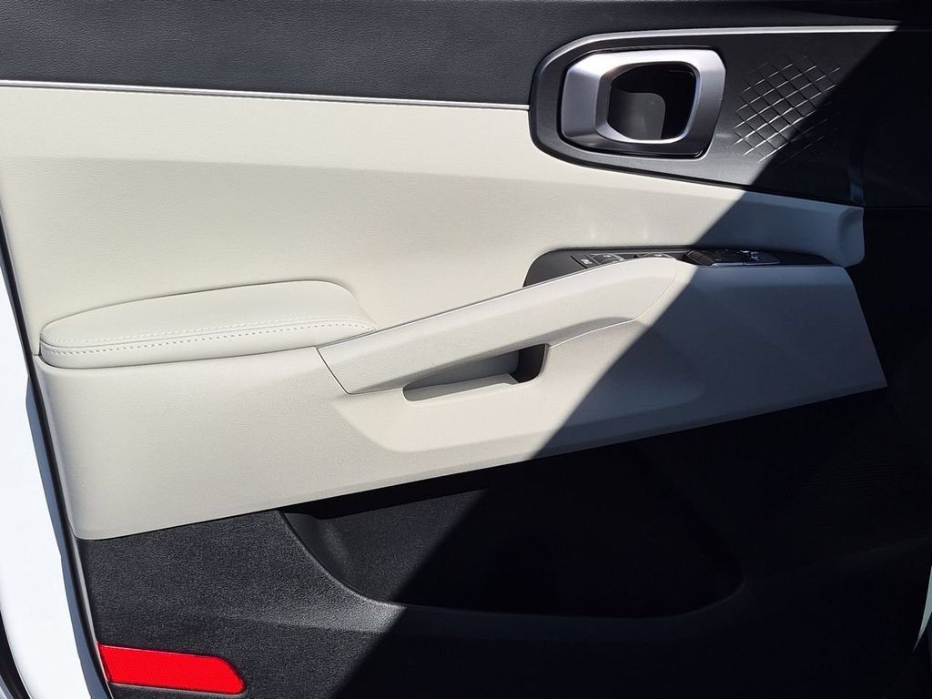New 2026 Kia Sorento S FWD image 23