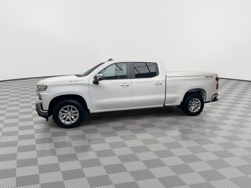 Used 2020 Chevrolet Silverado 1500 LT w/ Convenience Package image 33
