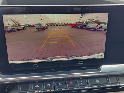 Used 2025 GMC Sierra 1500 SLT image 31