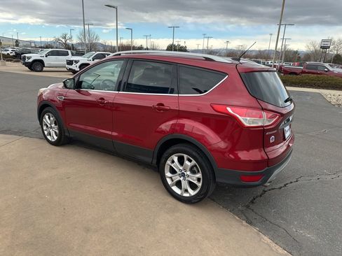 Used 2016 Ford Escape Titanium image 33
