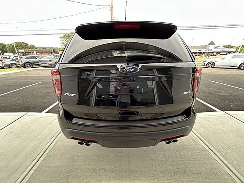 Used 2018 Ford Explorer Sport w/ Equipment Group 401A image 11