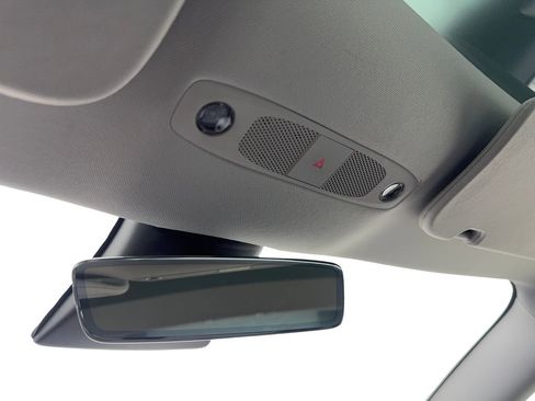 Used 2023 Tesla Model 3 Standard Range image 65