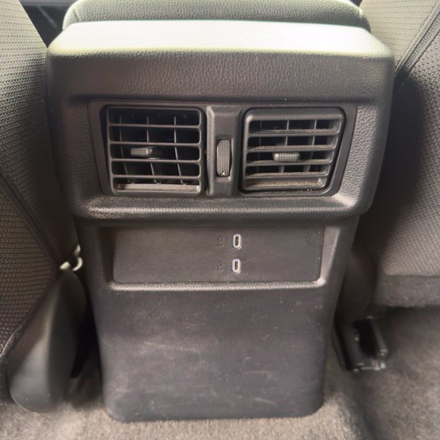 Used 2025 Toyota 4Runner SR5 AWD/4WD image 16