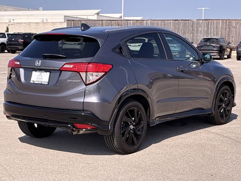 Certified 2022 Honda HR-V Sport image 6