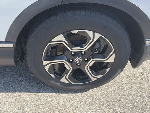 Used 2019 Honda CR-V Touring image 9