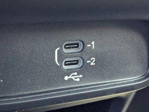 New 2026 Chrysler Pacifica Select FWD image 24