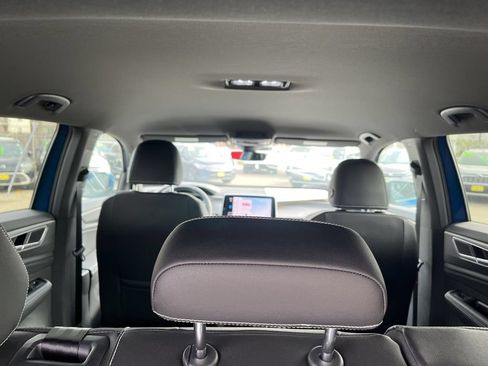 New 2025 Volkswagen Atlas Cross Sport SE AWD/4WD image 8