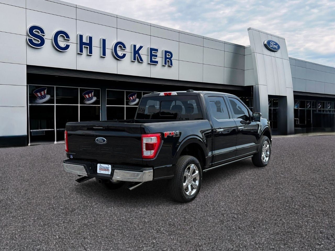 Used 2021 Ford F150 Lariat w/ Equipment Group 502A High AWD/4WD image 2