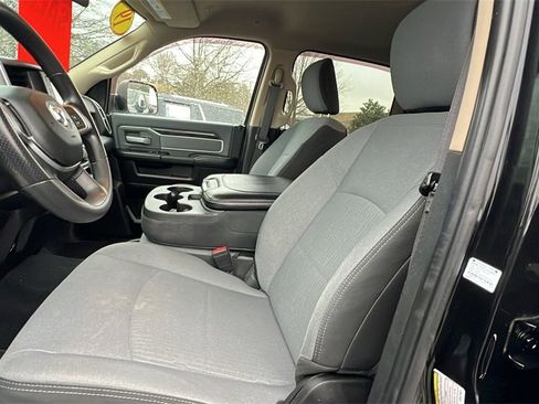 Used 2019 RAM 2500 Big Horn image 14