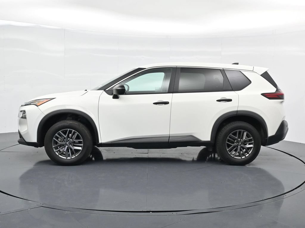 Used 2023 Nissan Rogue S FWD image 4