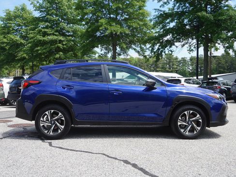 Used 2025 Subaru Crosstrek 2.5i Premium AWD/4WD image 4