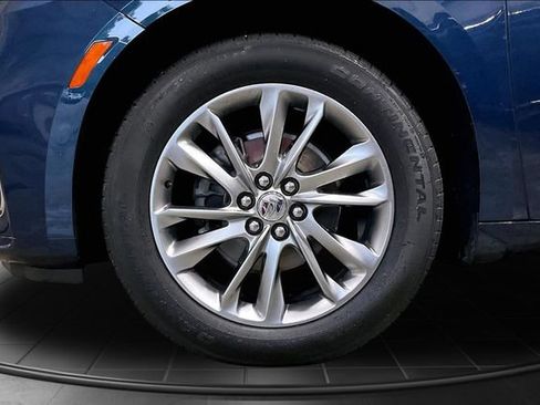 Used 2023 Buick Enclave Avenir w/ Avenir Technology Package AWD/4WD image 11