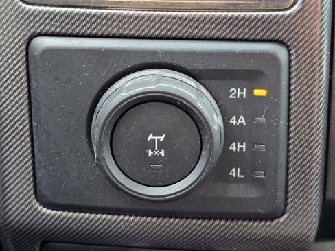 Used 2019 Ford F150 Raptor w/ Equipment Group 802A Luxury image 11