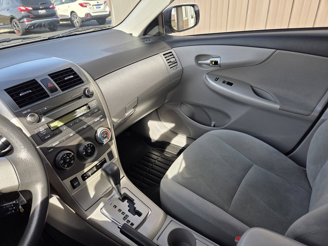 Used 2011 Toyota Corolla LE FWD image 20