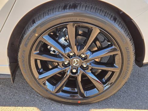 New 2026 MAZDA MAZDA3 2.5 S Hatchback w/ Premium Pkg FWD image 11