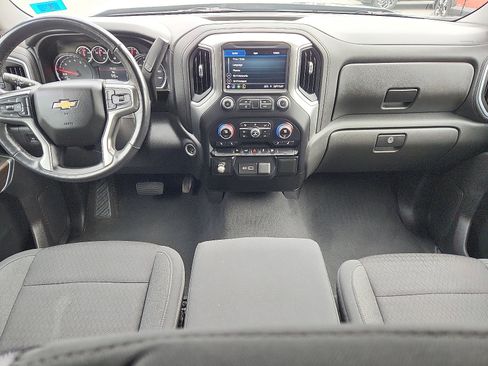 Used 2021 Chevrolet Silverado 1500 LT image 9