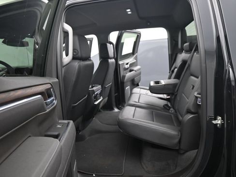 Used 2023 GMC Sierra 1500 SLT w/ SLT Premium Package AWD/4WD image 16