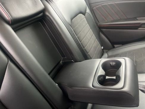 Used 2022 Ford Edge ST-Line w/ Class II Trailer Tow Package image 24