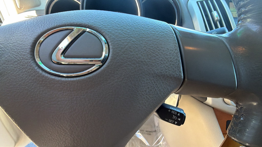 Used 2005 Lexus RX 330 AWD image 19