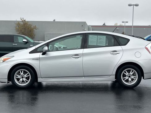 Used 2010 Toyota Prius Five image 9