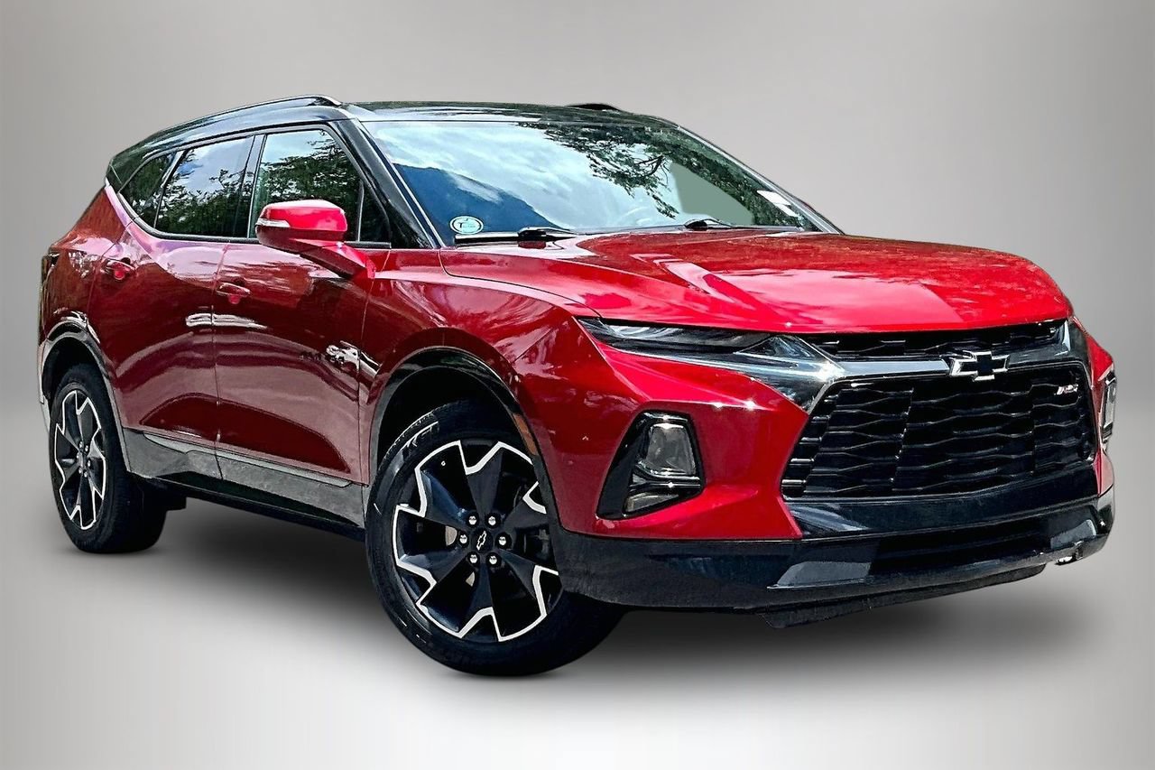 Used 2022 Chevrolet Blazer RS w/ LPO, Cargo Package FWD image 2