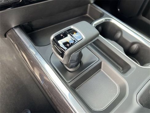 Certified 2023 Chevrolet Silverado 1500 LTZ image 19