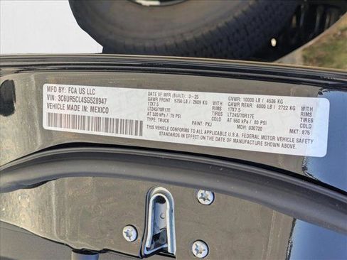 New 2025 RAM 2500 Tradesman image 18