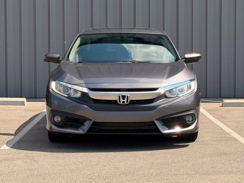 Used 2017 Honda Civic EX-L image 2