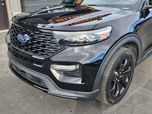 Used 2023 Ford Explorer ST-Line w/ Class IV Trailer Tow Package image 10