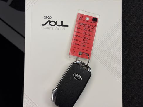 Used 2020 Kia Soul EX FWD image 36