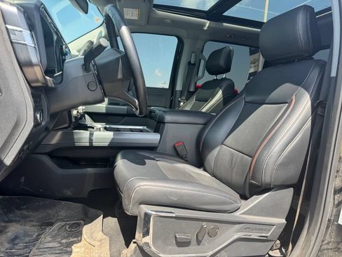 Used 2024 Ford F350 Lariat w/ Lariat Ultimate Package AWD/4WD image 9