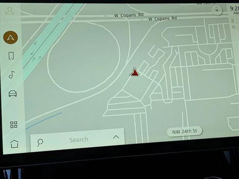 Used 2023 Land Rover Range Rover Sport SE Dynamic image 12