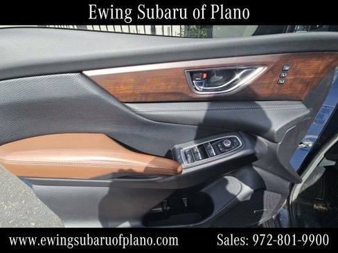 Used 2024 Subaru Ascent Touring w/ Popular Package #2 AWD/4WD image 8
