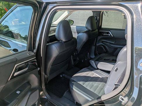 Used 2024 Mitsubishi Outlander SE FWD image 21