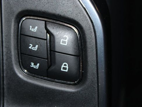 Used 2025 Ford F250 Platinum AWD/4WD image 40
