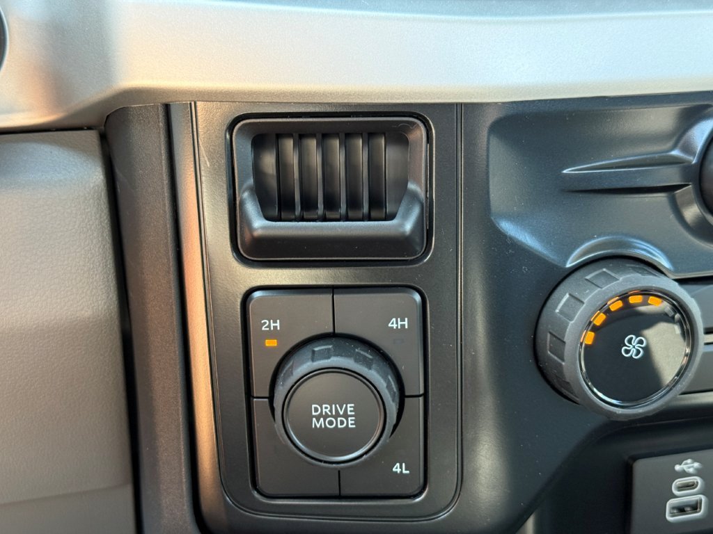 New 2026 Ford F350 XL w/ STX Appearance Package AWD/4WD image 23