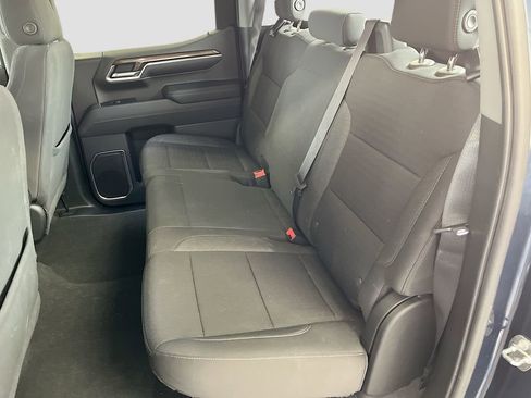 Used 2022 Chevrolet Silverado 1500 LT AWD/4WD image 24