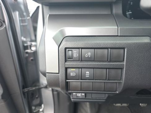 Certified 2024 Toyota Tacoma TRD Sport AWD/4WD image 17