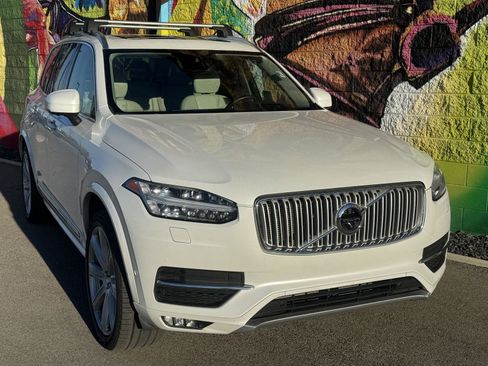 Used 2019 Volvo XC90 T6 Inscription w/ Advanced Package image 2
