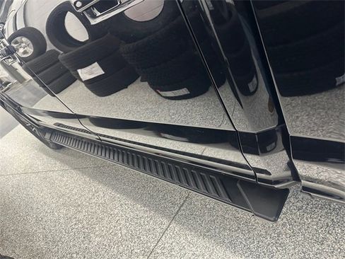 Used 2019 Ford F150 XLT w/ Equipment Group 302A Luxury image 17