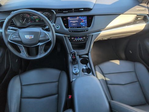 Certified 2025 Cadillac XT5 Premium Luxury image 26
