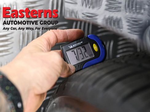 Used 2022 Volvo S60 B5 Momentum image 26