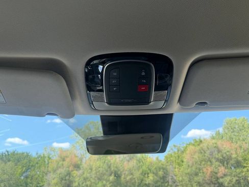 Used 2025 Hyundai Palisade SEL FWD image 17
